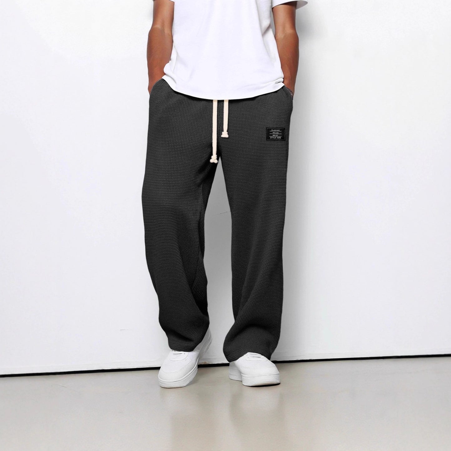 Lässige Herren Freizeit- und Sporthose mit Kordelzug & Taschen