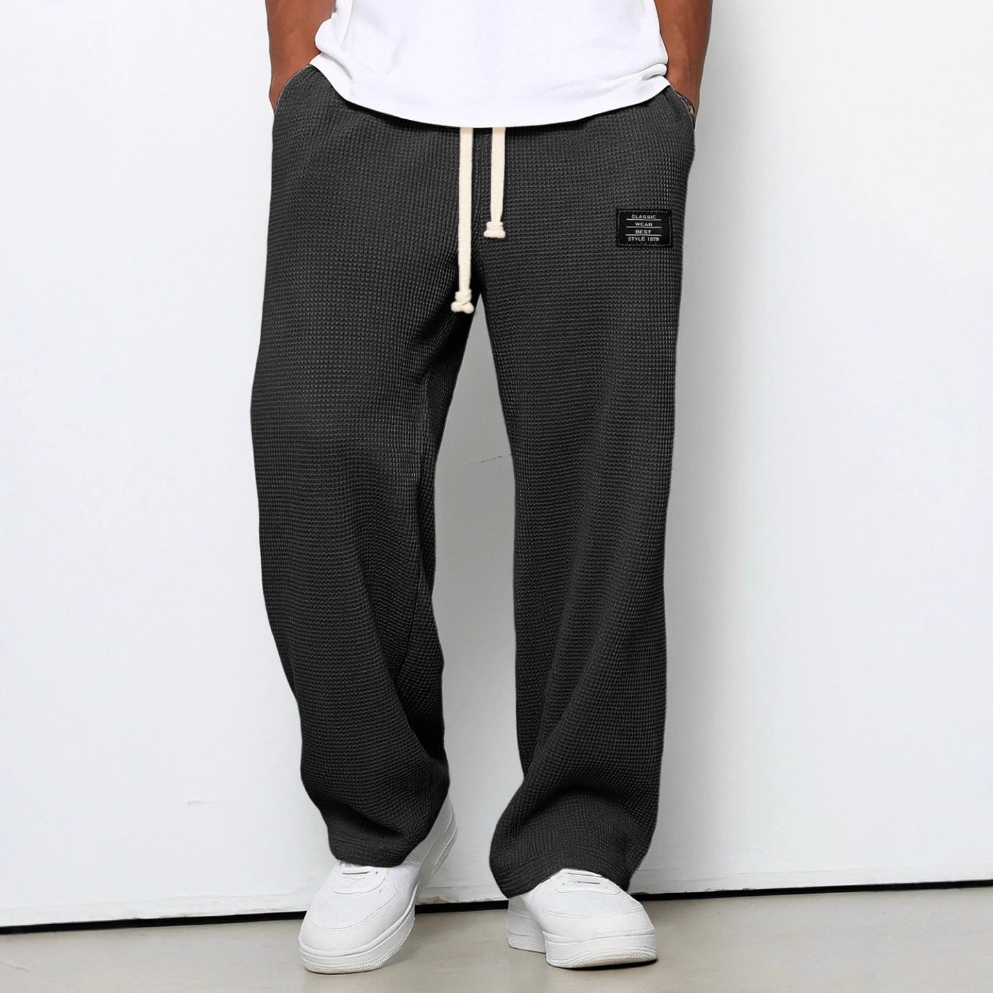 Lässige Herren Freizeit- und Sporthose mit Kordelzug & Taschen